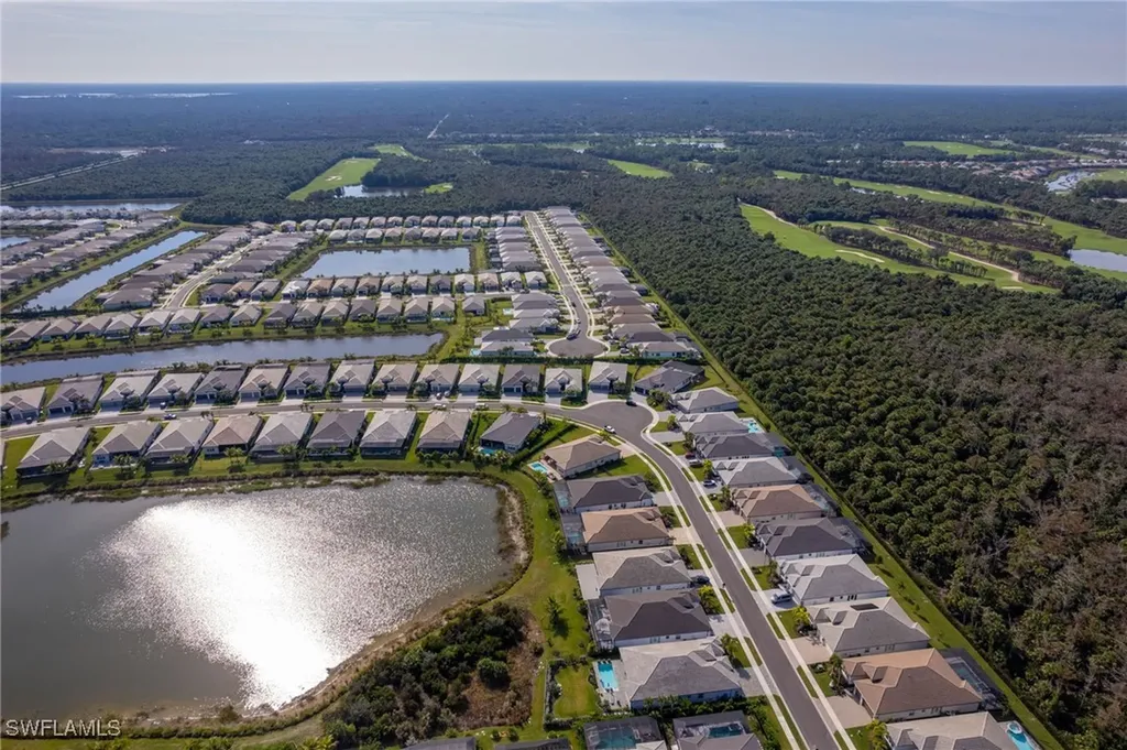 12165 Eucalyptus Way Naples FL 34120