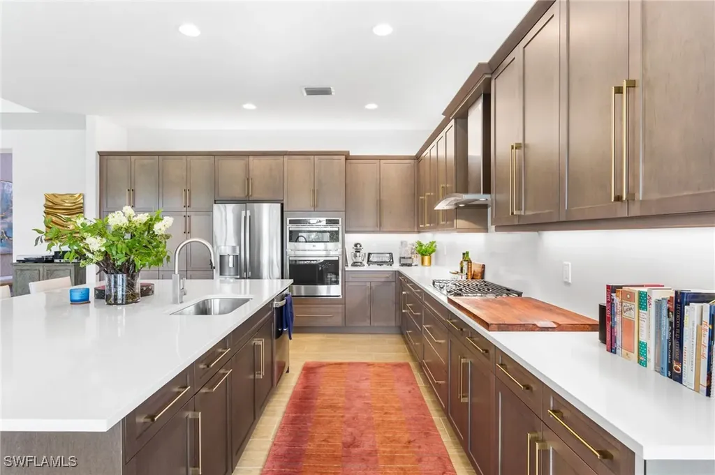 12165 Eucalyptus Way Naples FL 34120
