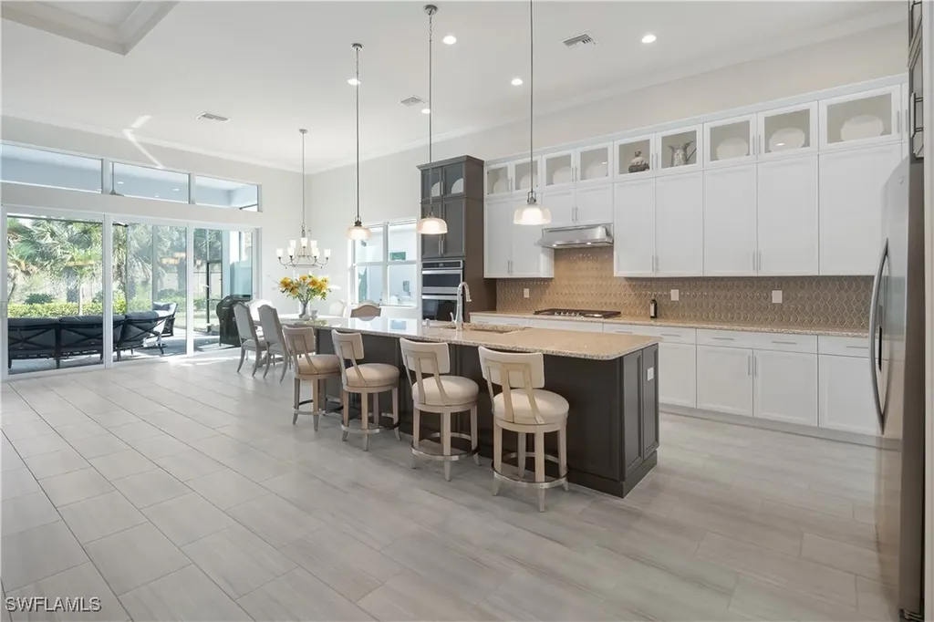 8999 Redonda Drive Naples FL 34114
