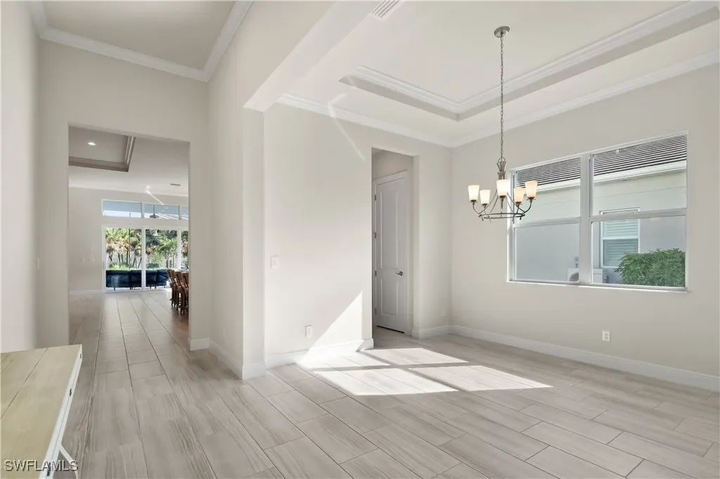 8999 Redonda Drive Naples FL 34114