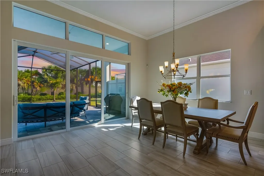 8999 Redonda Drive Naples FL 34114