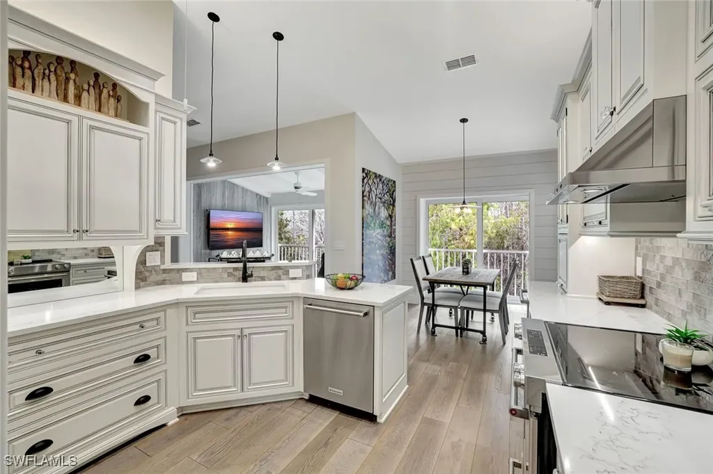 2540 Talon Court Naples FL 34105