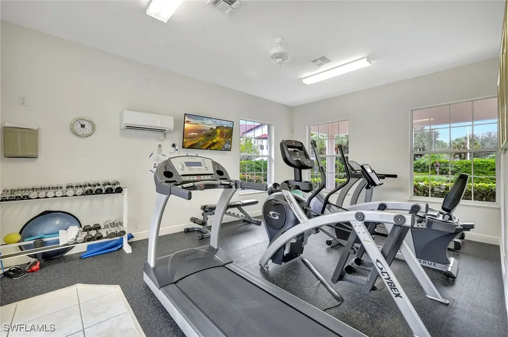2540 Talon Court Naples FL 34105