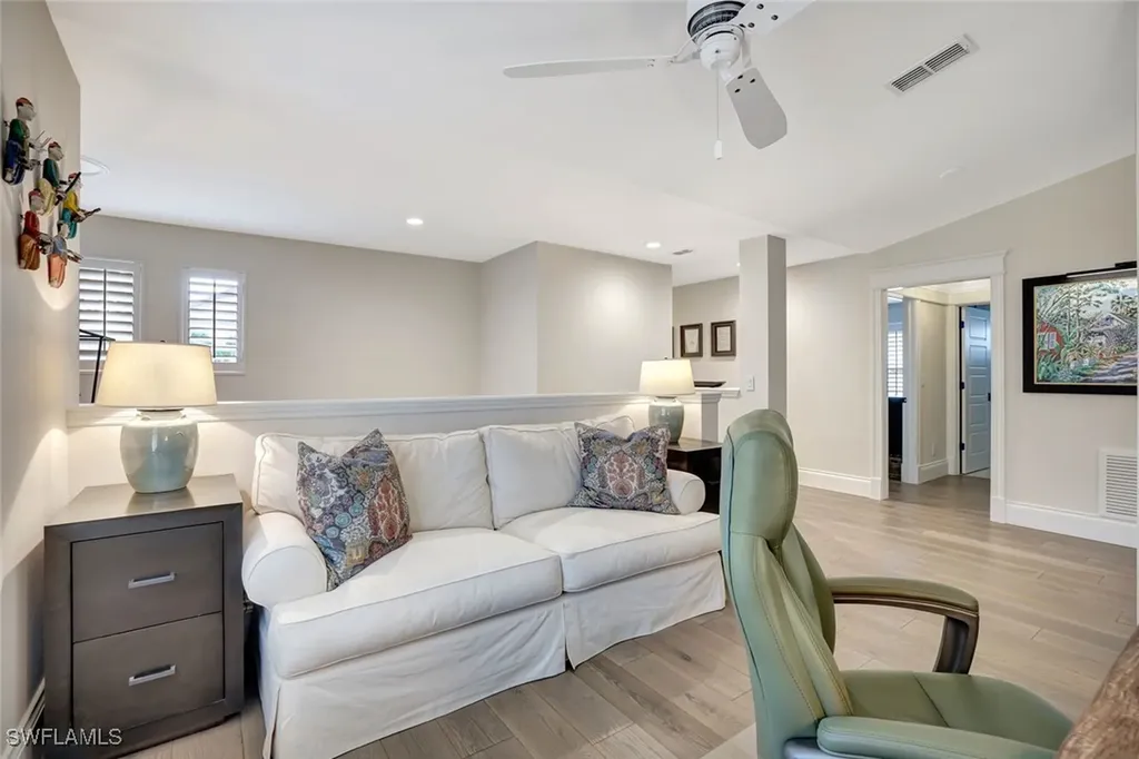 2540 Talon Court Naples FL 34105