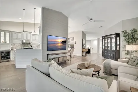 2540 Talon Court Naples FL 34105