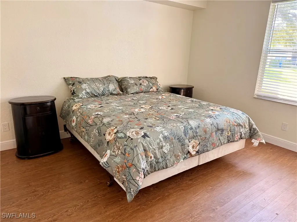 343 Dover Place Naples FL 34104