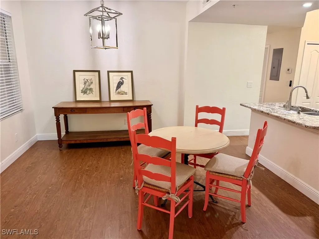 343 Dover Place Naples FL 34104