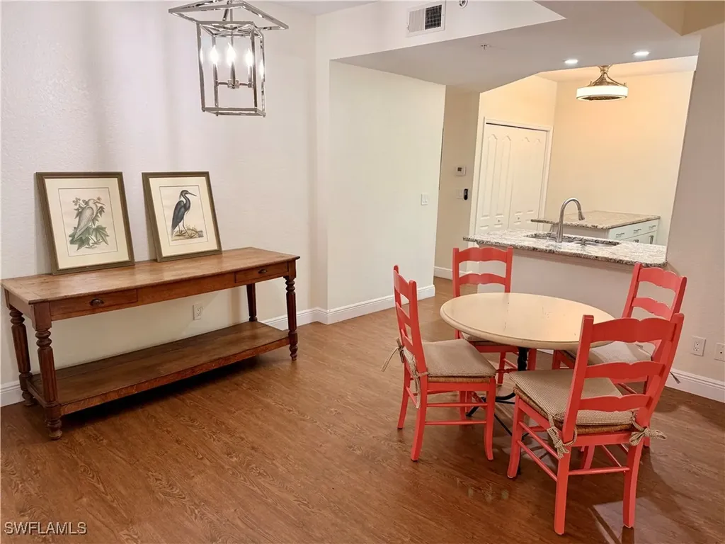 343 Dover Place Naples FL 34104