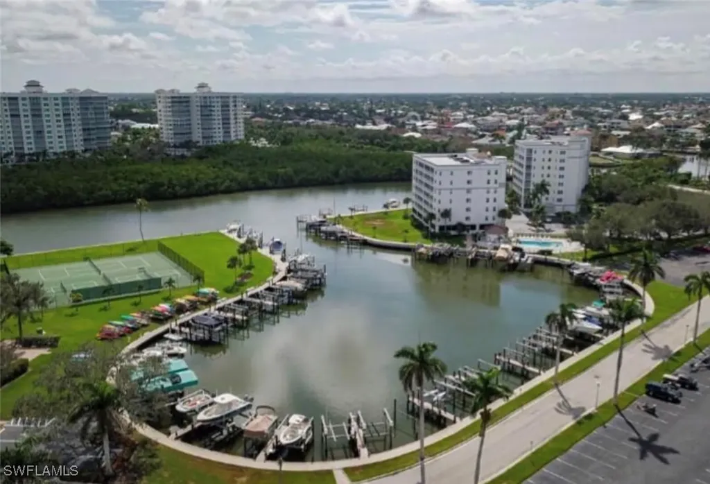 3 Bluebill Avenue Naples FL 34108