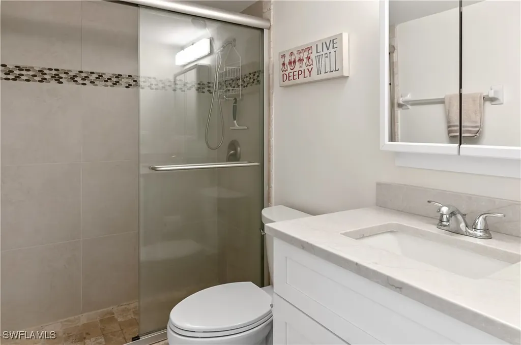 641 12th Avenue S Naples FL 34102