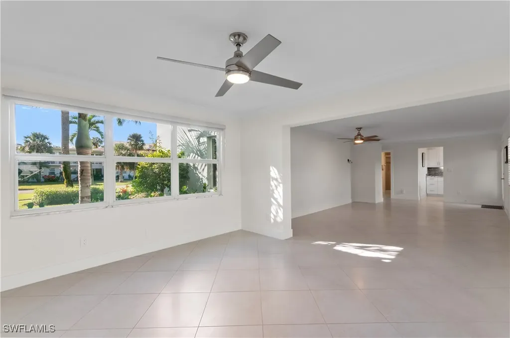 641 12th Avenue S Naples FL 34102