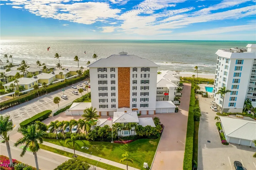 2701 Gulf Shore Boulevard N Naples FL 34103