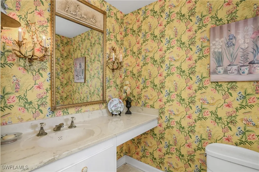 2701 Gulf Shore Boulevard N Naples FL 34103