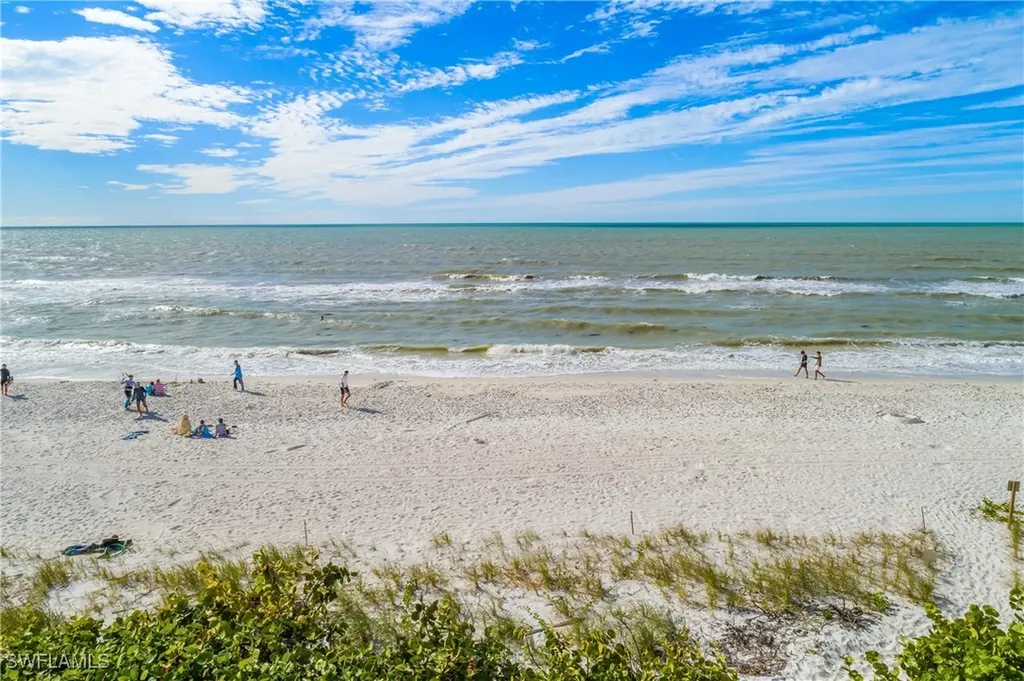2701 Gulf Shore Boulevard N Naples FL 34103