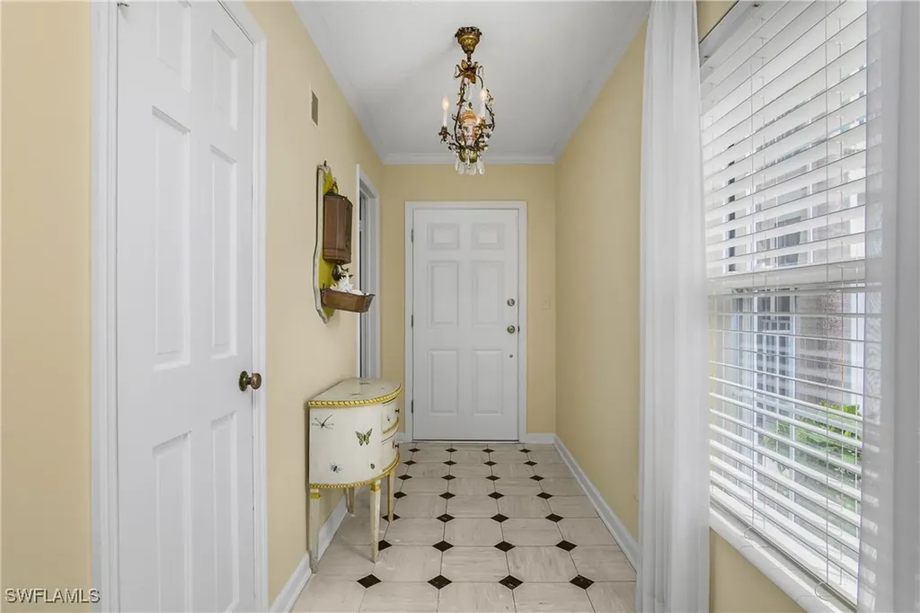 2701 Gulf Shore Boulevard N Naples FL 34103