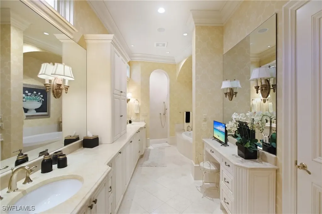 1363 Noble Heron Way Naples FL 34105