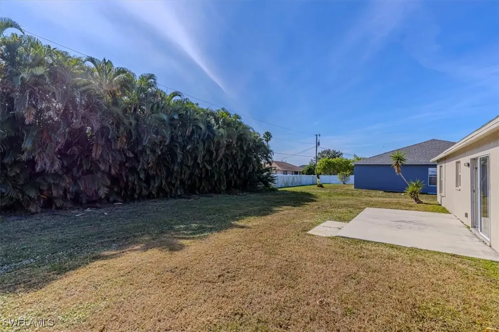 1510 SW 13th Terrace Cape Coral FL 33991