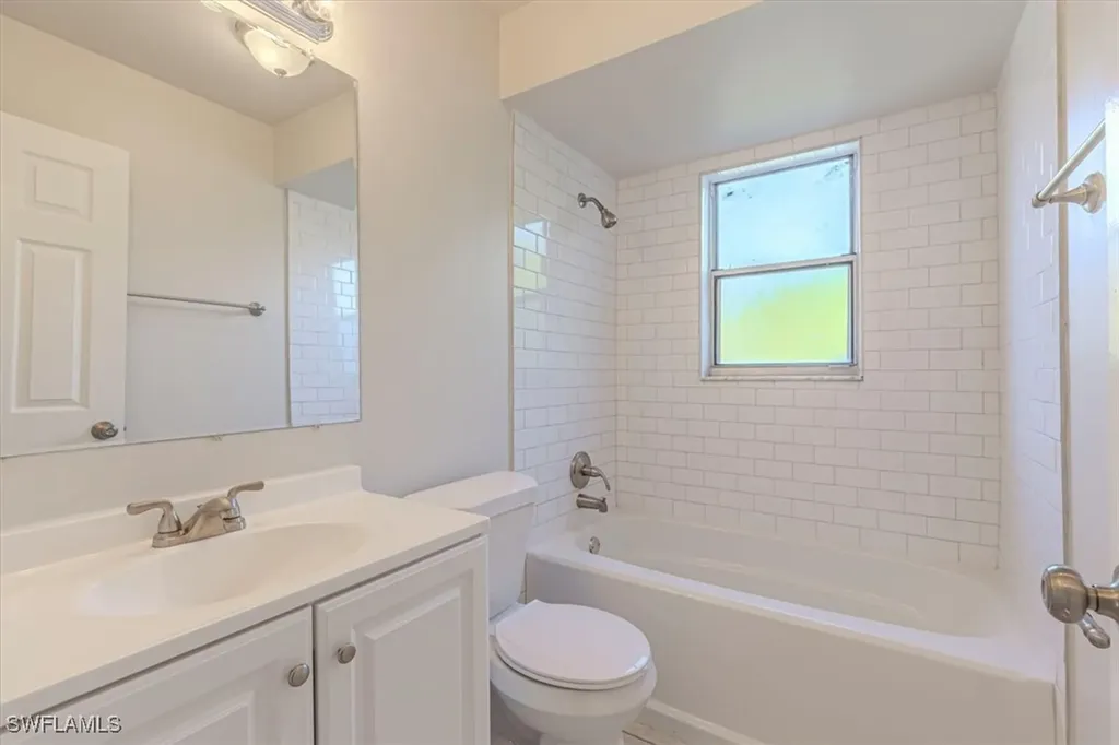 4140 SW 6th Avenue Cape Coral FL 33914