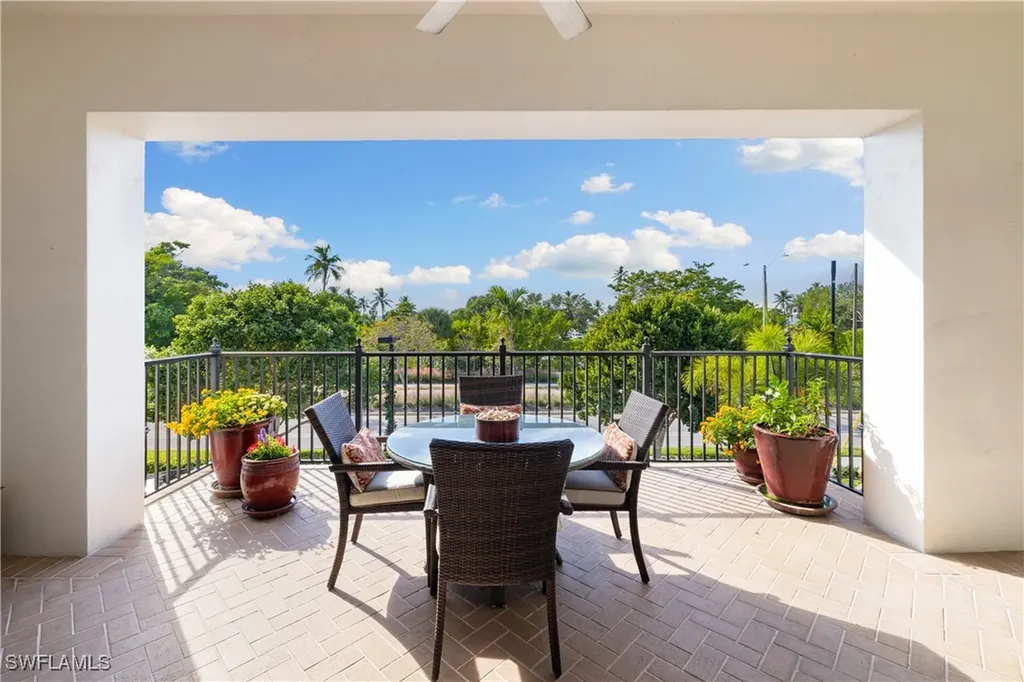 1400 Gulf Shore Boulevard N Naples FL 34102