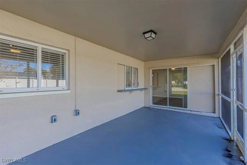 713 SE 35th Street Cape Coral FL 33904