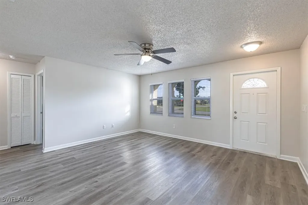 713 SE 35th Street Cape Coral FL 33904