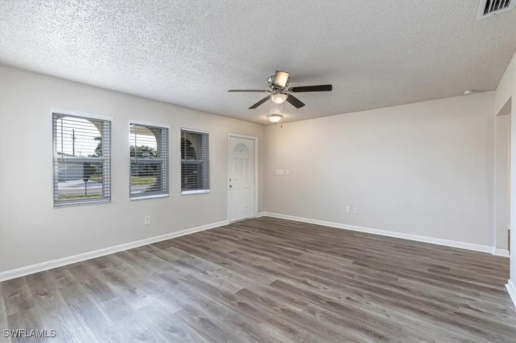 713 SE 35th Street Cape Coral FL 33904