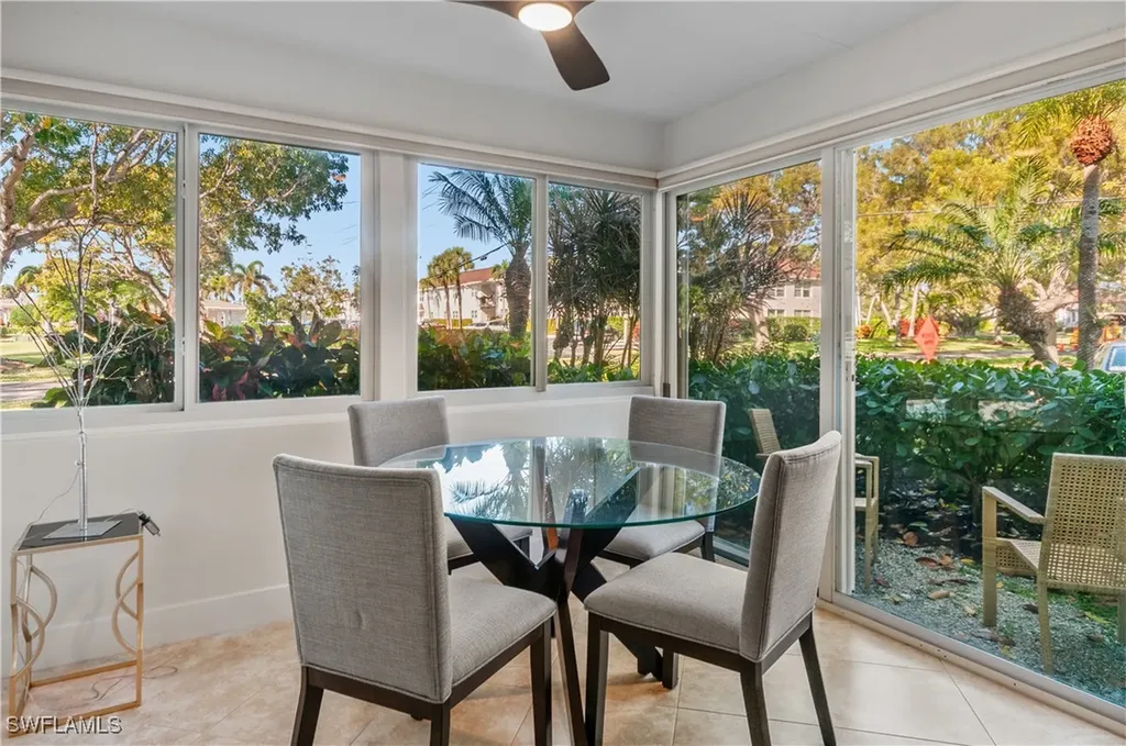 601 12th Avenue S Naples FL 34102