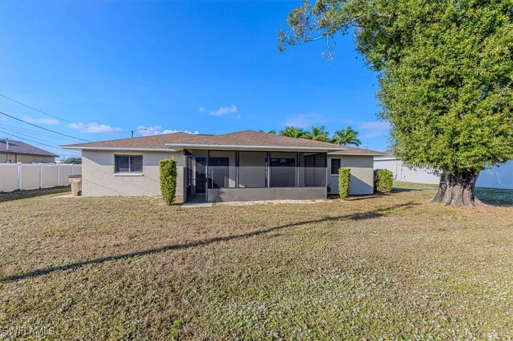 740 SW 5th Street Cape Coral FL 33991