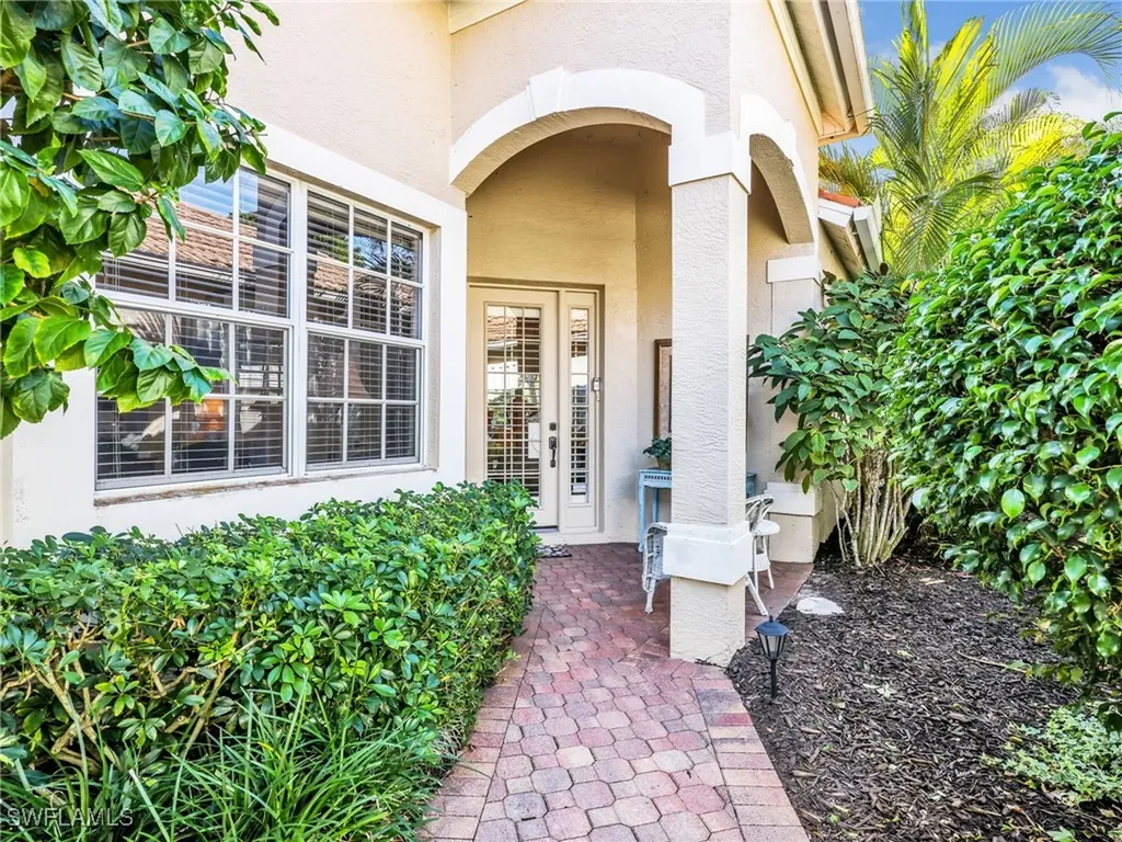 353 Steerforth Court Naples FL 34110