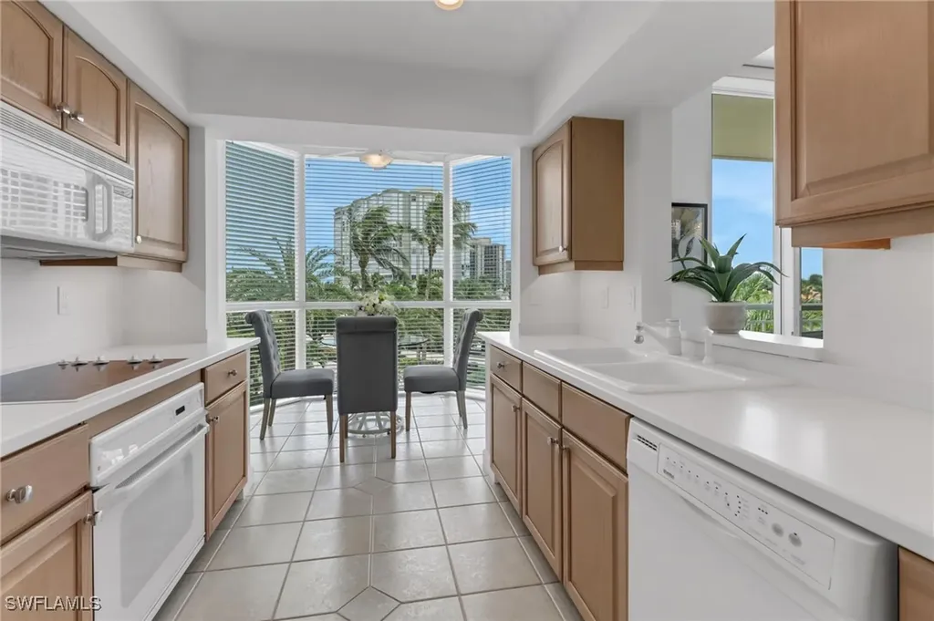 4255 Gulf Shore Boulevard N Naples FL 34103