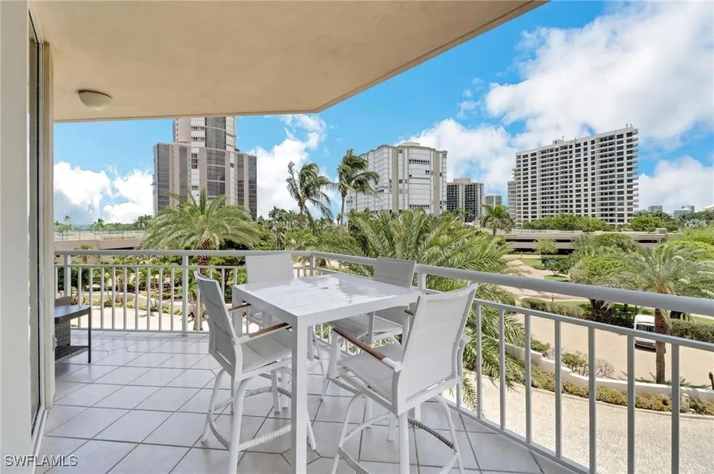 4255 Gulf Shore Boulevard N Naples FL 34103