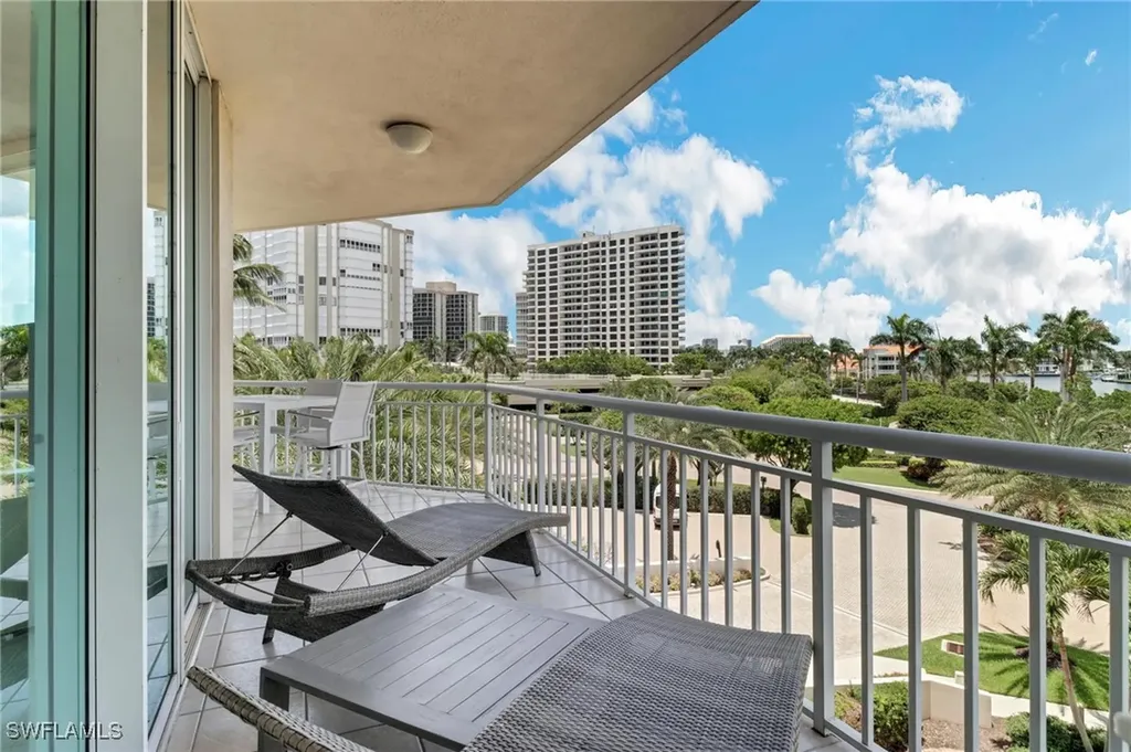 4255 Gulf Shore Boulevard N Naples FL 34103