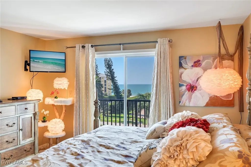 3500 Gulf Shore Boulevard N Naples FL 34103