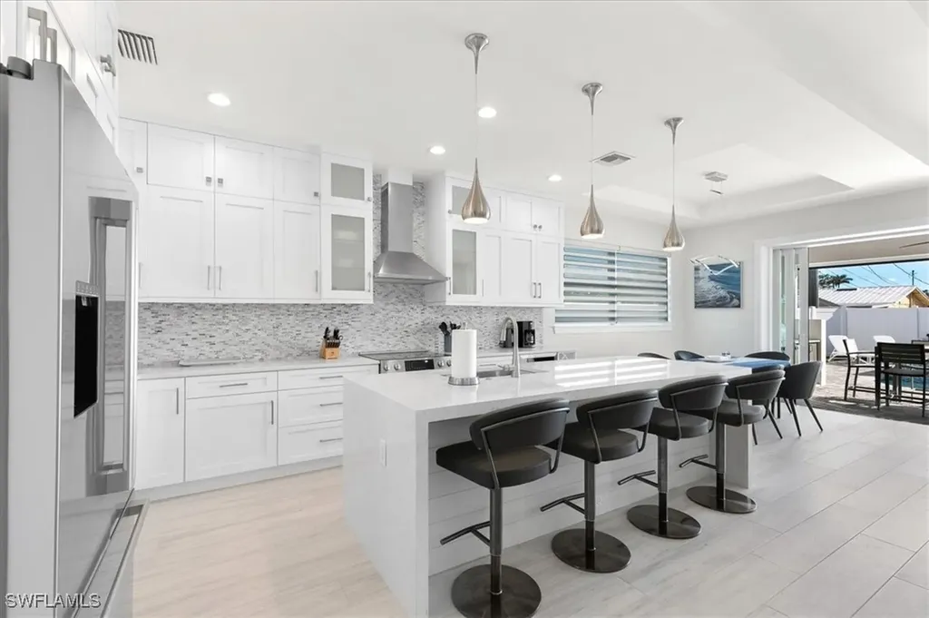 734 109th Avenue N Naples FL 34108