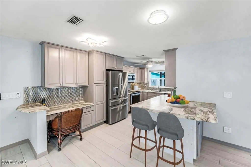 1621 SE 29th Terrace Cape Coral FL 33904