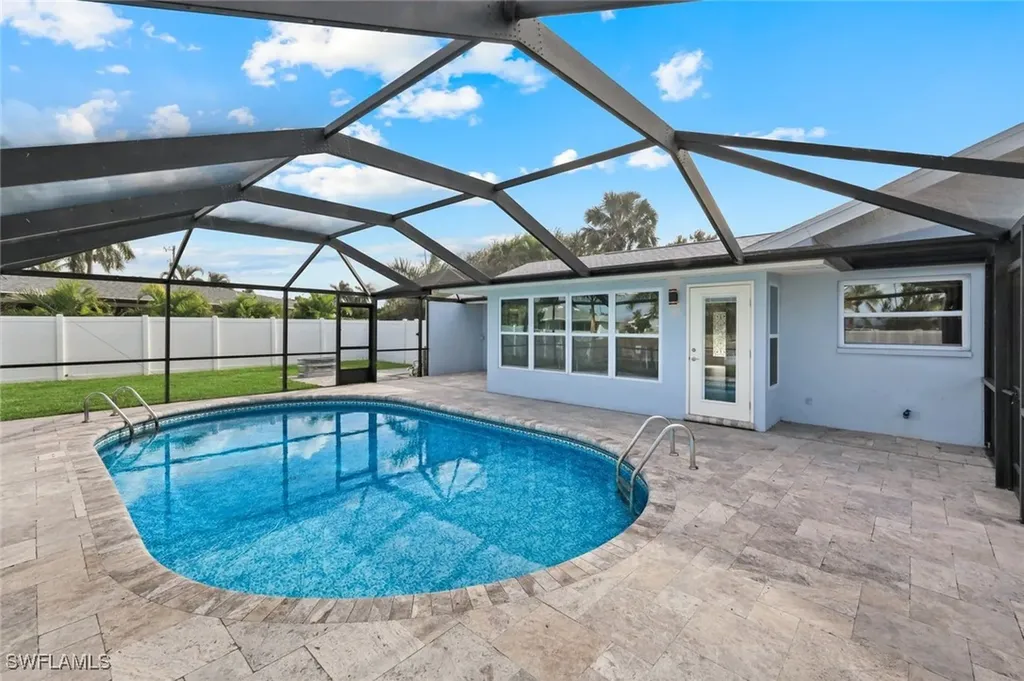 1621 SE 29th Terrace Cape Coral FL 33904