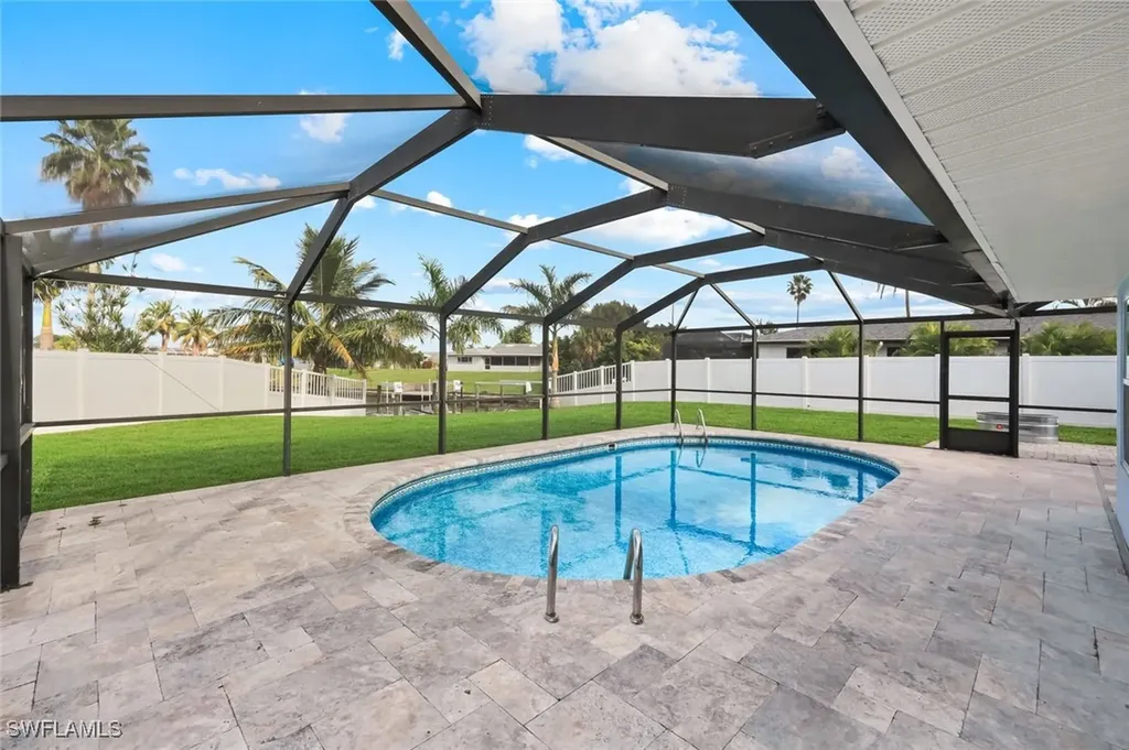 1621 SE 29th Terrace Cape Coral FL 33904