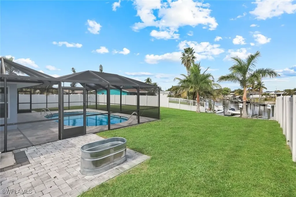 1621 SE 29th Terrace Cape Coral FL 33904