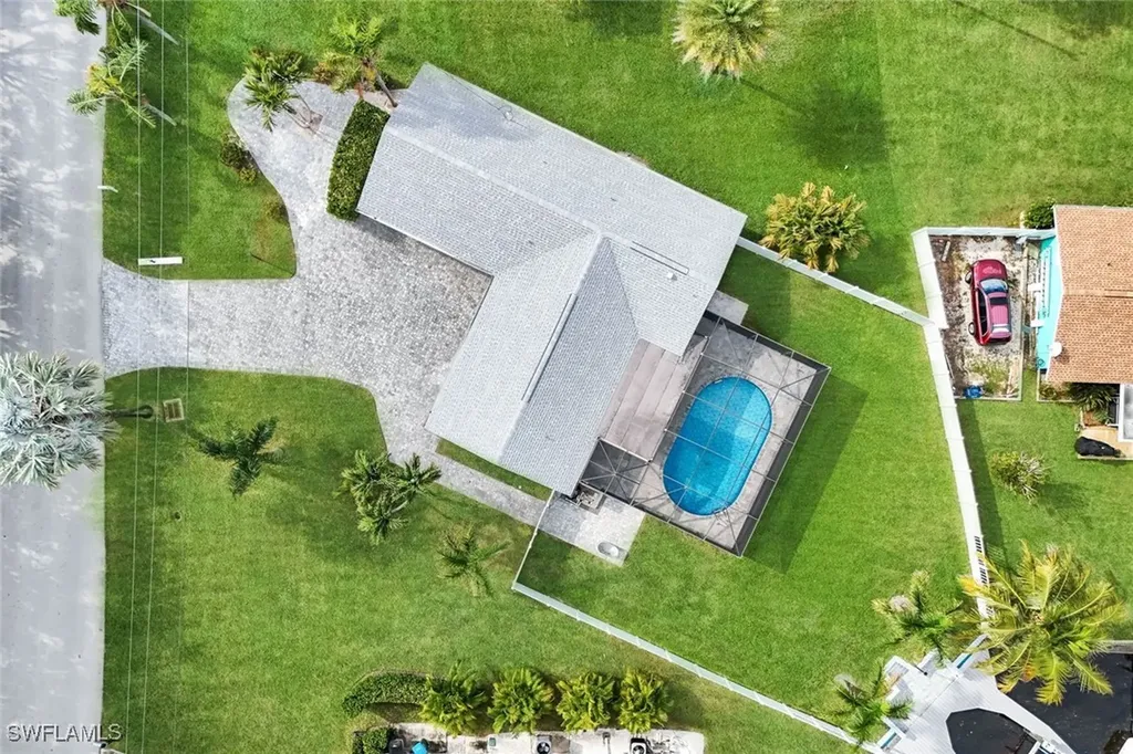 1621 SE 29th Terrace Cape Coral FL 33904