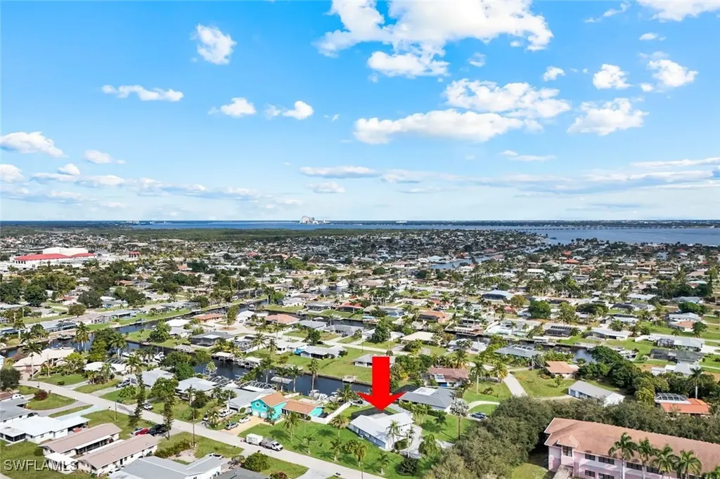 1621 SE 29th Terrace Cape Coral FL 33904