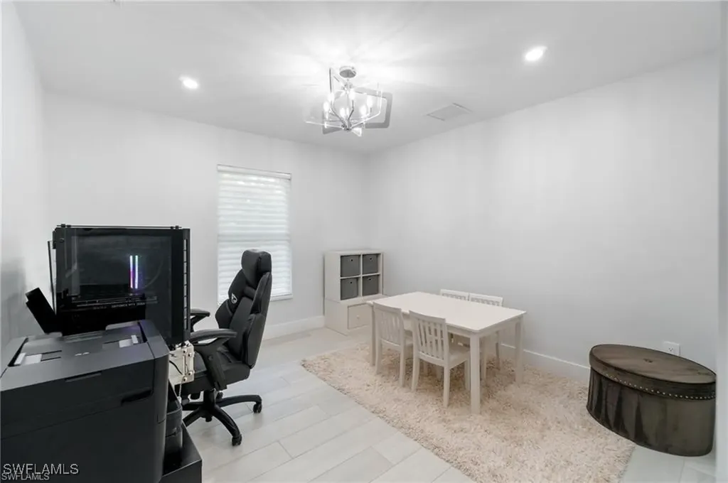 4106 3rd Avenue SW Naples FL 34119