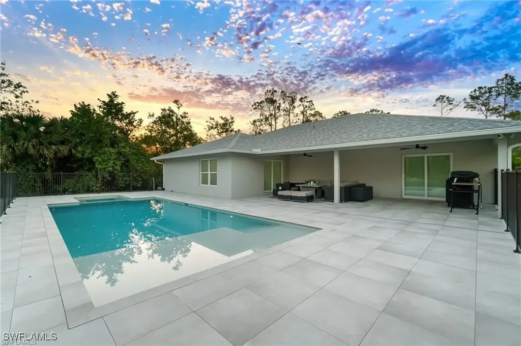4106 3rd Avenue SW Naples FL 34119