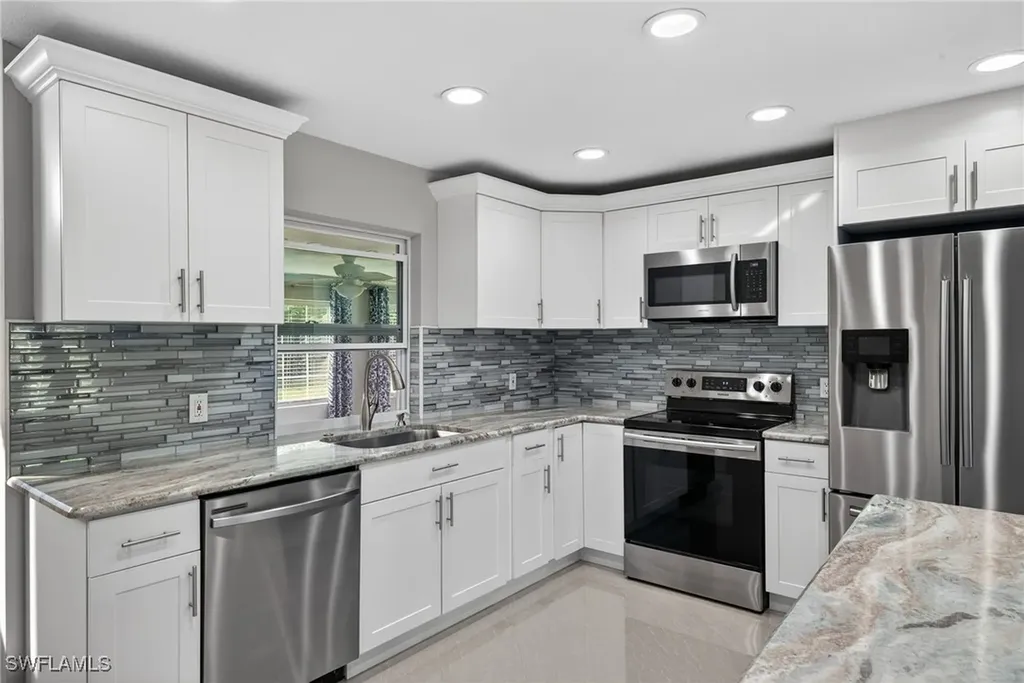 1726 SE 16th Street Cape Coral FL 33990