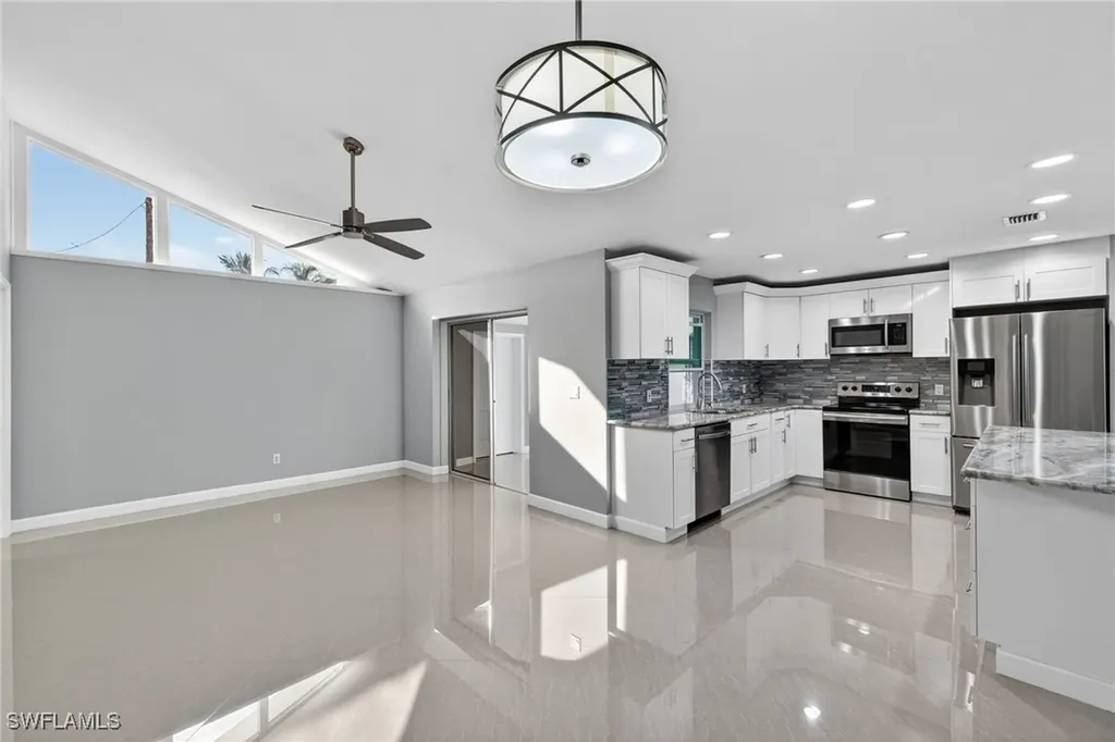 1726 SE 16th Street Cape Coral FL 33990