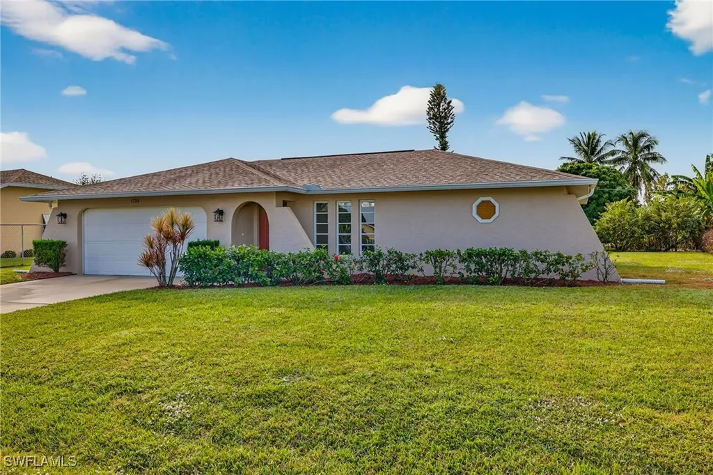 1726 SE 16th Street Cape Coral FL 33990