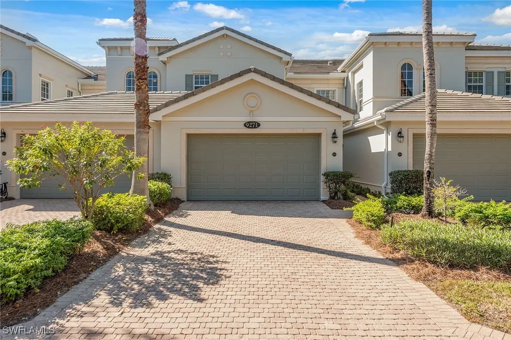 9271 Museo Circle Naples FL 34114