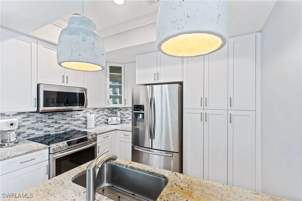 14927 Sterling Oaks Drive Naples FL 34110