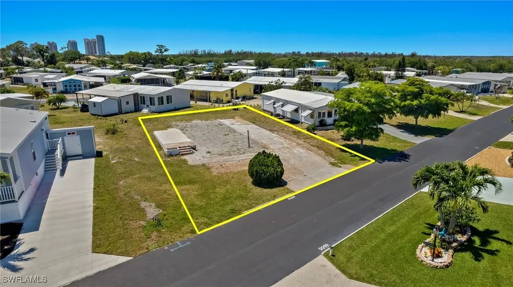 4689 Fiji Lane Bonita Springs FL 34134