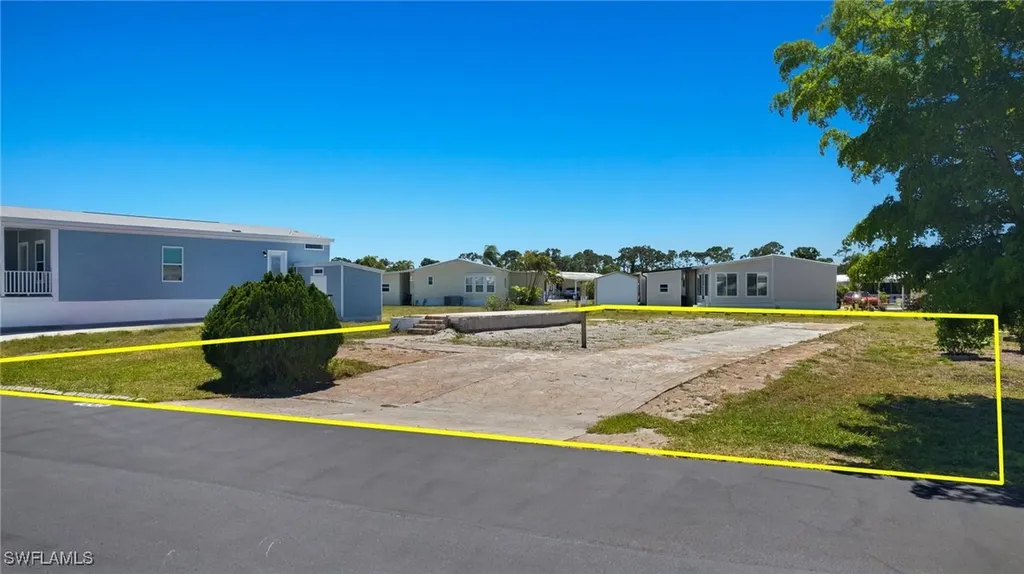 4689 Fiji Lane Bonita Springs FL 34134