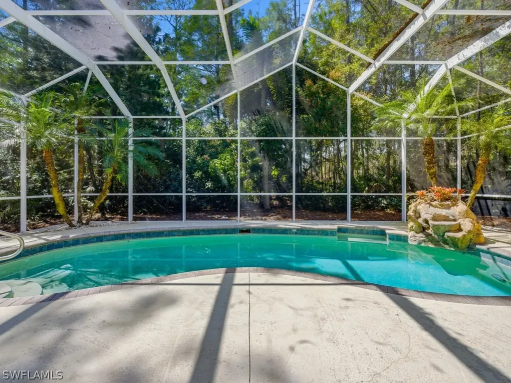 6480 Sandalwood Lane Naples FL 34109